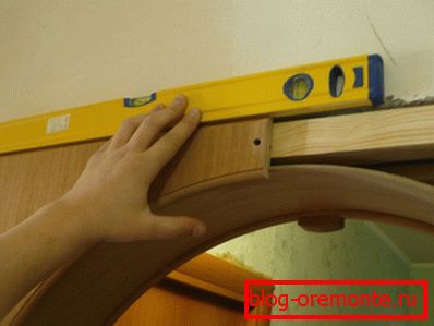 Sam montaż łuku nie jest tak trudny, jak mogłoby się wydawać.
