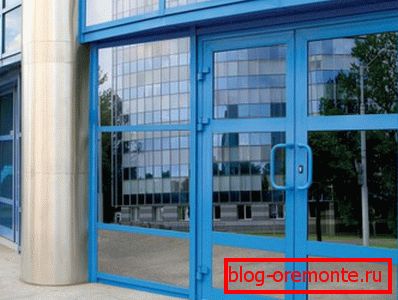 Montaż drzwi aluminiowych według GOST
