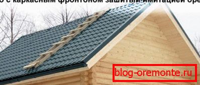 Gzyms szczytowy wykończony imitacją drewna