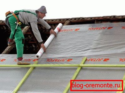 Montaż folii hydroizolacyjnej