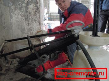 Diamentowe wiercenie otworów w betonie pod kątem