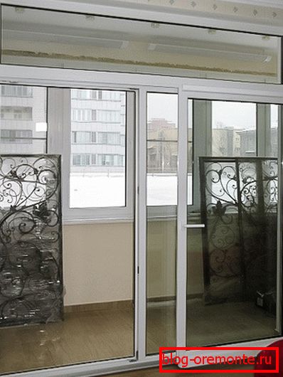 Używamy drzwi przesuwnych na balkon Używamy drzwi przesuwnych na balkon