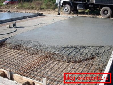 Nakładanie betonu Nakładanie betonu