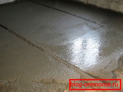 Wylewanie betonowej podłogi