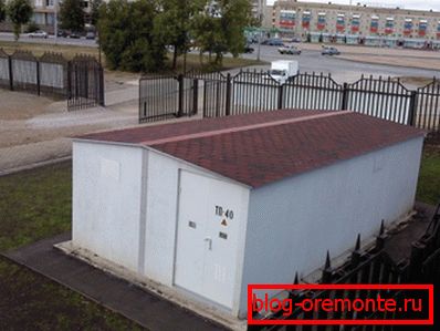 Dla małych prywatnych budynków i budynków administracyjnych zainstalowano mały sprzęt Dla małych prywatnych budynków i budynków administracyjnych zainstalowano mały sprzęt