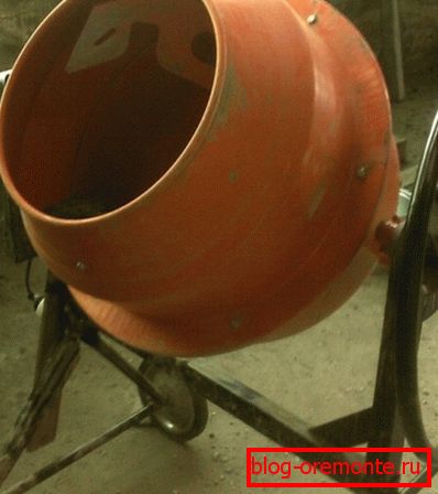 Do samodzielnego mieszania betonu wodoodpornego nie ma lepszego narzędzia niż betoniarka! Do samodzielnego mieszania betonu wodoodpornego nie ma lepszego narzędzia niż betoniarka!