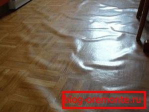 Jeśli materiał nie może się położyć, to po ułożeniu może wydawać się wzdęty Jeśli materiał nie może się położyć, to po ułożeniu może wydawać się wzdęty