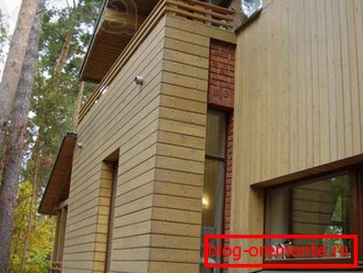 Fałszywe drewno - niedrogi, praktyczny, łatwy do zainstalowania materiał. Fałszywe drewno - niedrogi, praktyczny, łatwy do zainstalowania materiał.