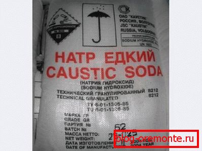 Soda kaustyczna, jest sodą kaustyczną. Soda kaustyczna, jest sodą kaustyczną.
