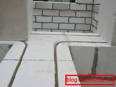Mur z betonu komórkowego z cienkimi szwami Mur z betonu komórkowego z cienkimi szwami