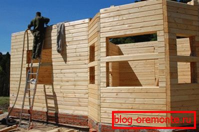 Skrzynia domu lub pierwszego piętra Skrzynia domu lub pierwszego piętra