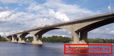 Na zdjęciu - konstrukcja betonowa Na zdjęciu - konstrukcja betonowa
