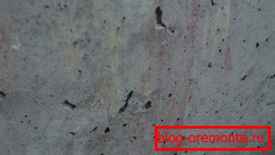 Na zdjęciu - pory w ścianie, które będą miały coś do wypełnienia Na zdjęciu - pory w ścianie, które będą miały coś do wypełnienia