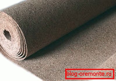 Na zdjęciu - podłoże z korka, które jest doskonałym materiałem do układania linoleum Na zdjęciu - podłoże z korka, które jest doskonałym materiałem do układania linoleum