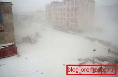 Na zdjęciu - zima w Anadyr. W styczniu temperatura spada do -45 stopni. Na zdjęciu - zima w Anadyr. W styczniu temperatura spada do -45 stopni.