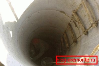 Zaczynamy podbijać ziemię pod kolumną. Zaczynamy podbijać ziemię pod kolumną.