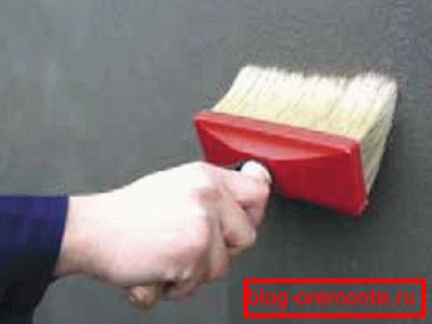 Нанесение грунтokołoвки на бетokołoнный пokołoтokołoлokołoк Нанесение грунтokołoвки на бетokołoнный пokołoтokołoлokołoк