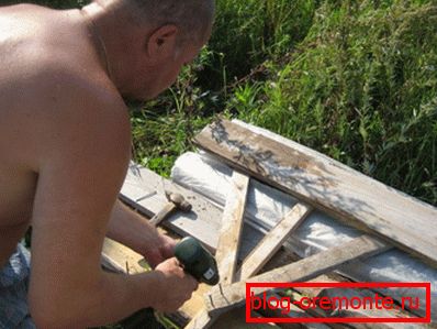 Niektórzy próbują zbudować bieżnię ze złomu Niektórzy próbują zbudować bieżnię ze złomu