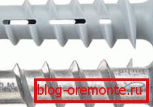 Plastikowe i metalowe zatyczki. Plastikowe i metalowe zatyczki.