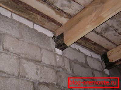 Przed betonowaniem lub wbijaniem prętów w ścianę należy je chronić przed wilgocią. Przed betonowaniem lub wbijaniem prętów w ścianę należy je chronić przed wilgocią.