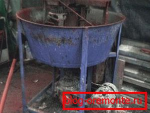Przykład miksera domowej roboty z pionowym układem bębna Przykład miksera domowej roboty z pionowym układem bębna