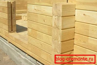 Zasada układania koron przy użyciu profilowanego materiału Zasada układania koron przy użyciu profilowanego materiału