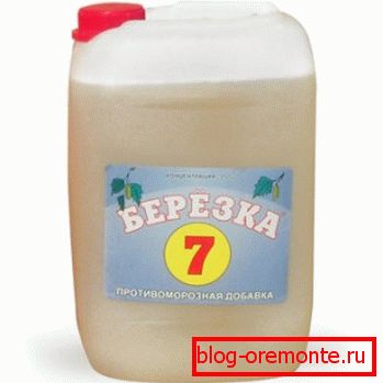 Dodatek przeciw zamarzaniu w 5-litrowym kanistrze Dodatek przeciw zamarzaniu w 5-litrowym kanistrze