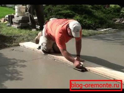 Zastępuje skurcz materiału Zastępuje skurcz materiału