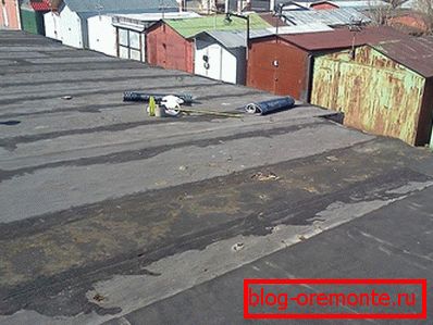 Naprawiamy dach garażu z papą