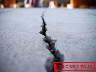 Z czasem mikropęknięcia mogą zniszczyć strukturę. Z czasem mikropęknięcia mogą zniszczyć strukturę.