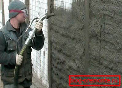 Strzelanie do ściany własnymi rękami Strzelanie do ściany własnymi rękami
