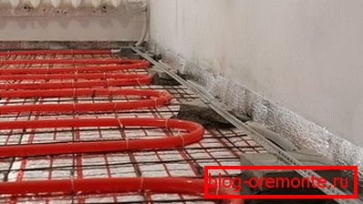 Układanie rur betonowych
