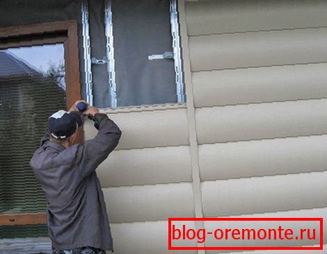 Siding winylowy pod blokiem