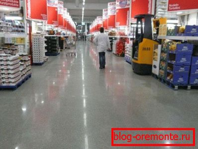 Musiałeś spotkać polerowany beton w supermarketach. Musiałeś spotkać polerowany beton w supermarketach.