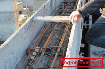 Układanie przewodów w szalunku Układanie przewodów w szalunku