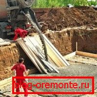 Wylewanie betonu za pomocą miksera Wylewanie betonu za pomocą miksera